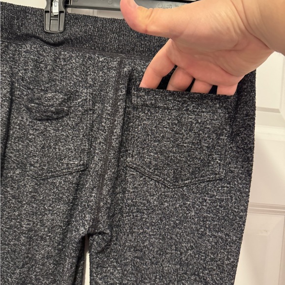 J. crew woman’s jogger XS - Picture 4 of 4